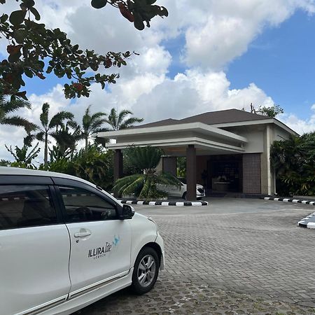 อิลลิรา ไลต์ ปรายา ลมบก Hotel ภายนอก รูปภาพ