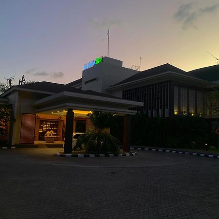 อิลลิรา ไลต์ ปรายา ลมบก Hotel ภายนอก รูปภาพ