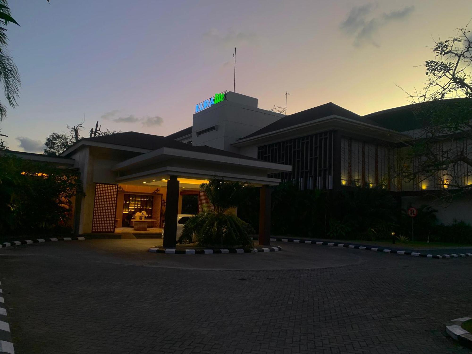 อิลลิรา ไลต์ ปรายา ลมบก Hotel ภายนอก รูปภาพ