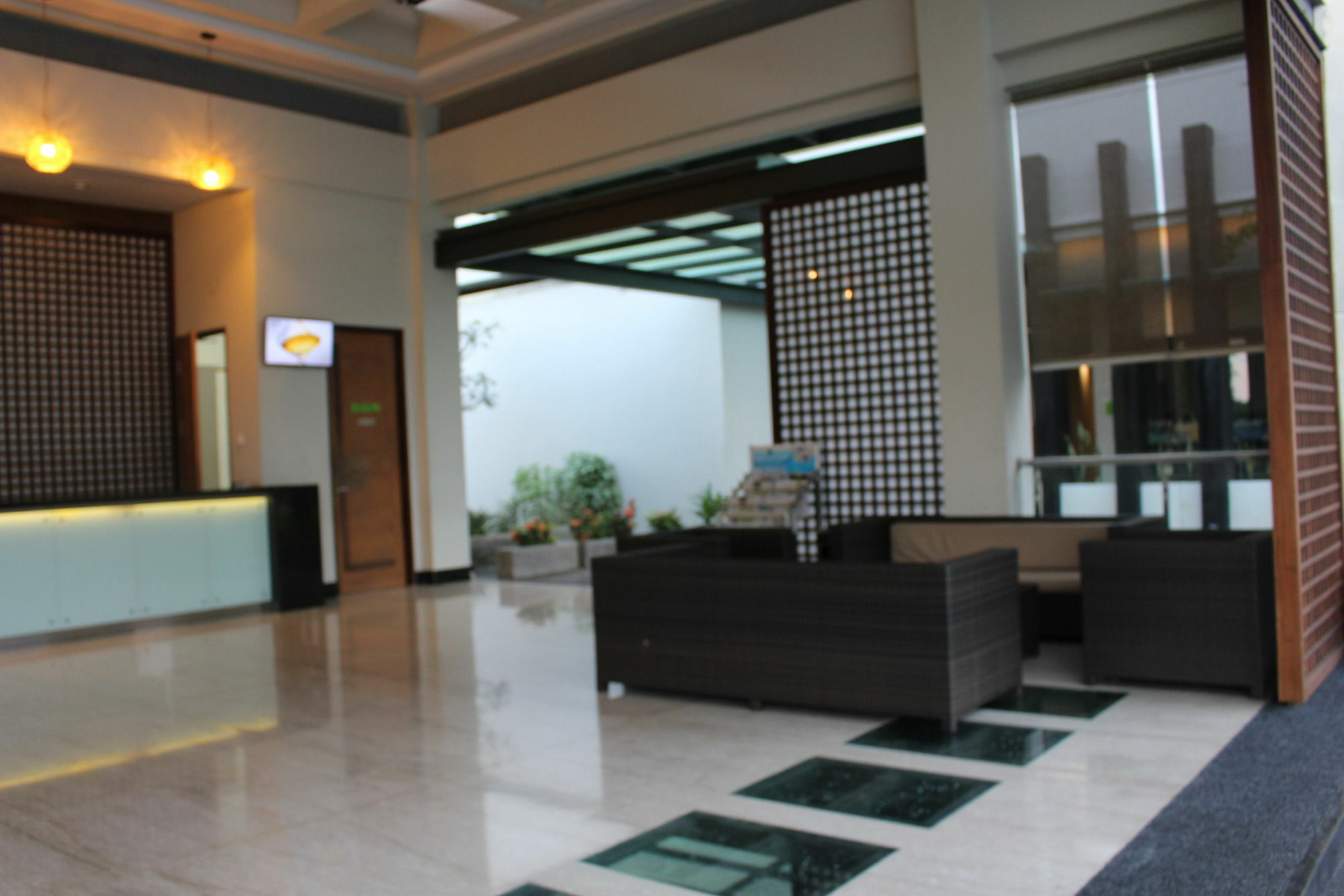 อิลลิรา ไลต์ ปรายา ลมบก Hotel ภายนอก รูปภาพ